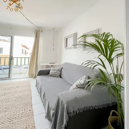 Town Family House By Rentalfue 코라레호
